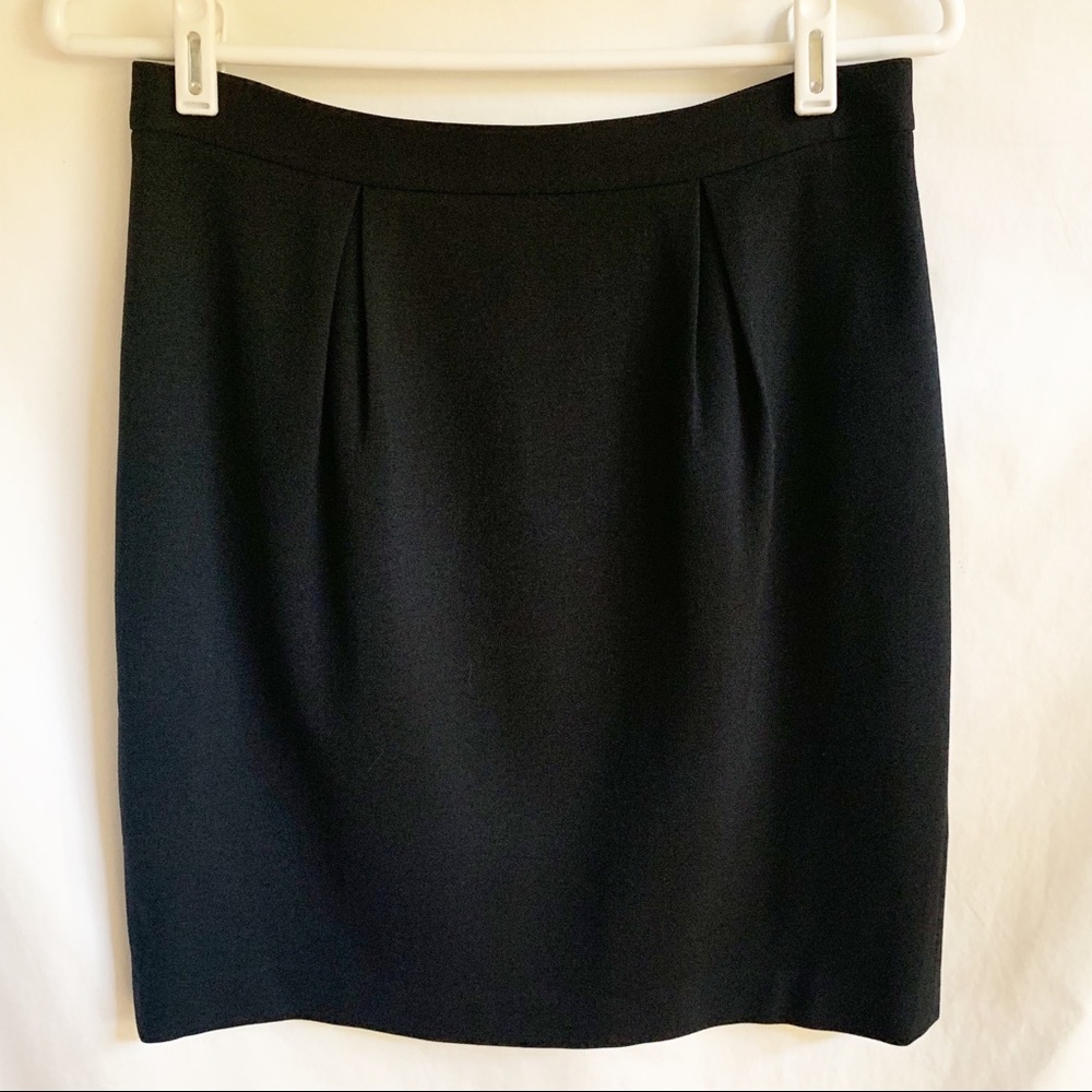 Banana Republic Black Skirt